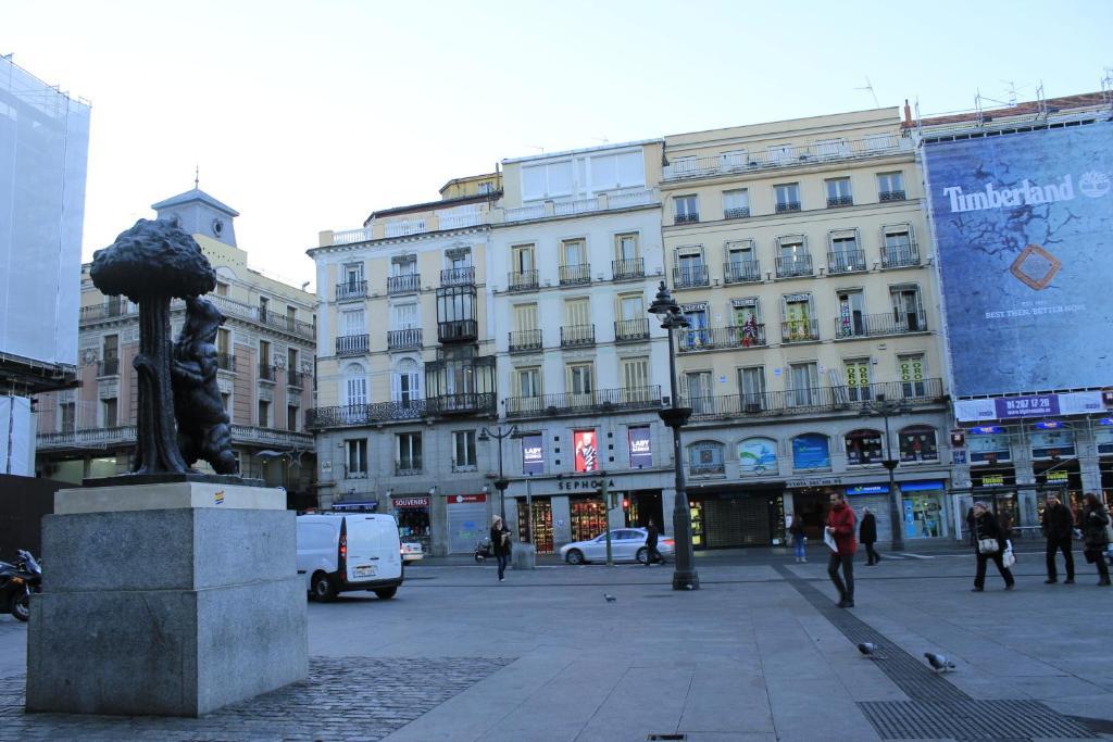 Hostal Ana Belen Madrid Exterior foto